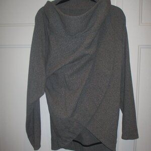 LULULEMON Cocoon Wrap Jacket - Heathered Grey - Size 6 (FITS LARGE) EUC